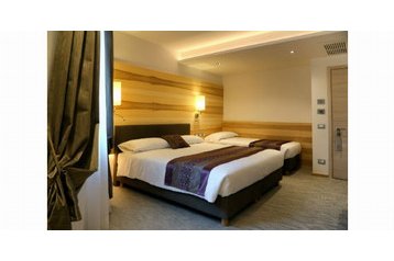 Hôtel Peschiera del Garda 1